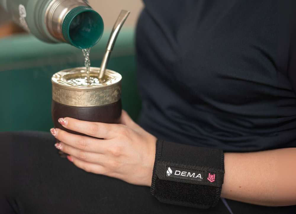MUÑEQUERA PORTA GEL FRIO-CALOR KRU - DEMA